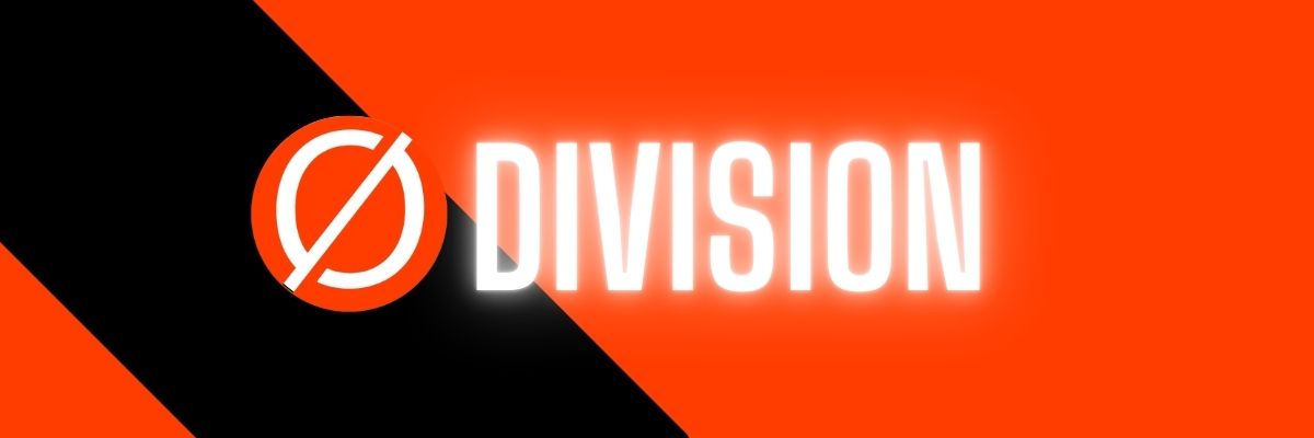 Banner de desktops gamers em destaque, fundo preto com detalhes em laranja